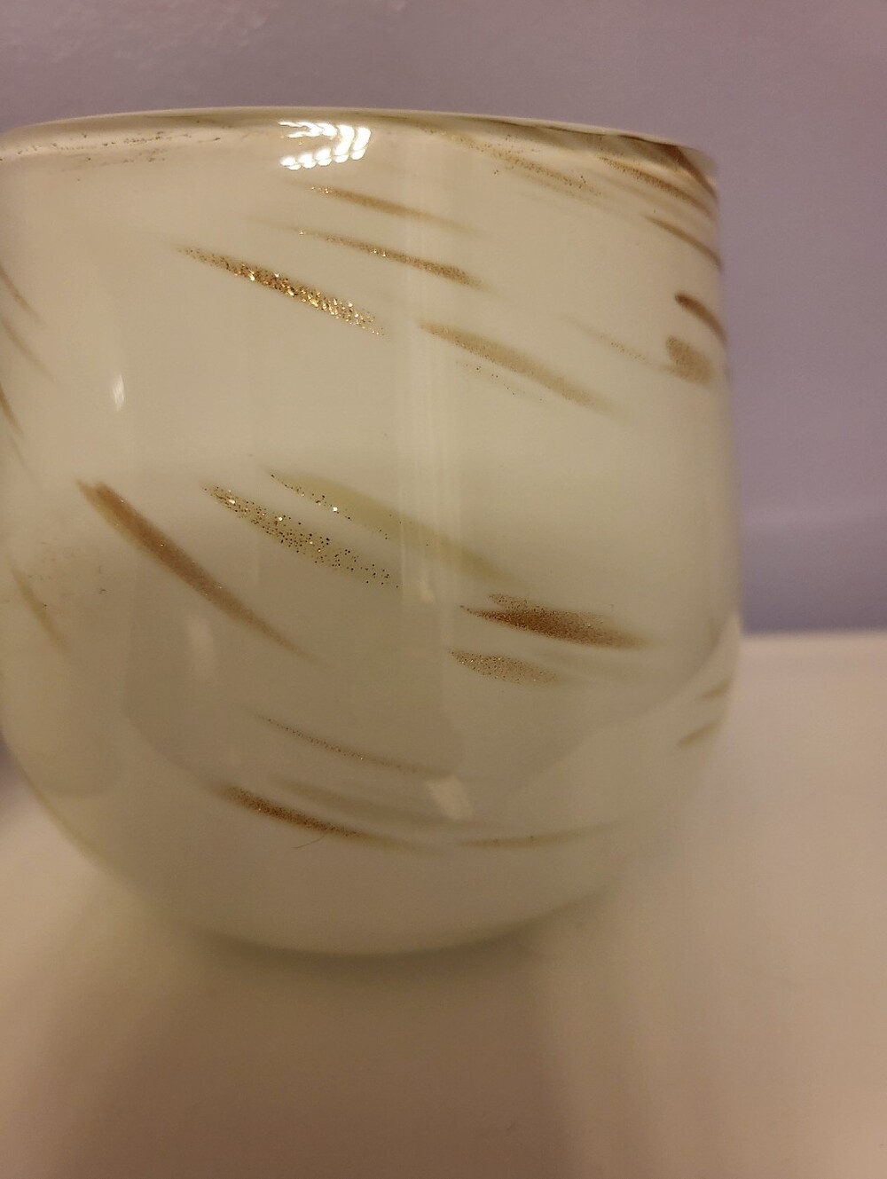 Set of 2 Murano Handblown White Glass Votive Holders with Gold Brushstrokes - Picture 7 of 13
